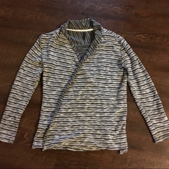 Kuhl Cardigan - Picture 1 of 3